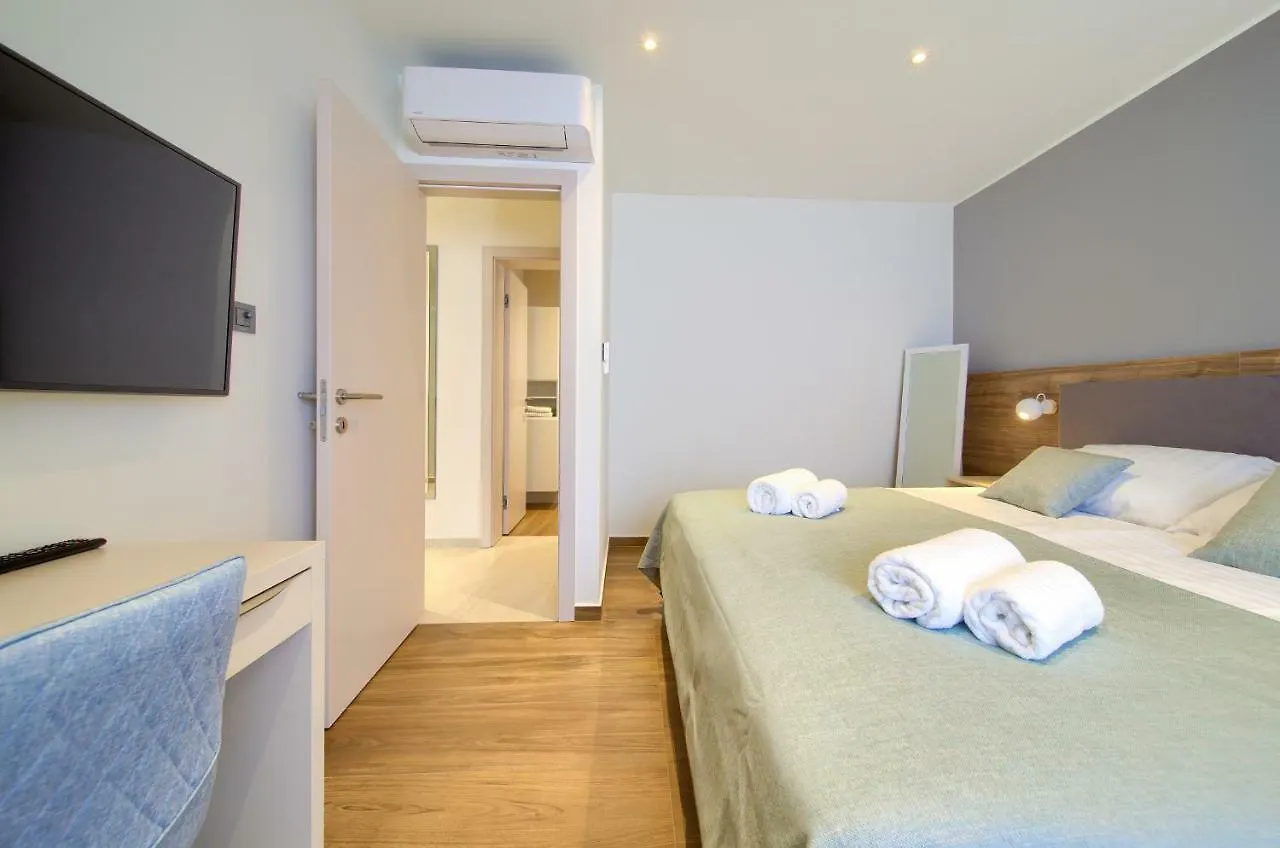 Residence Veglia 0*, Krk Town